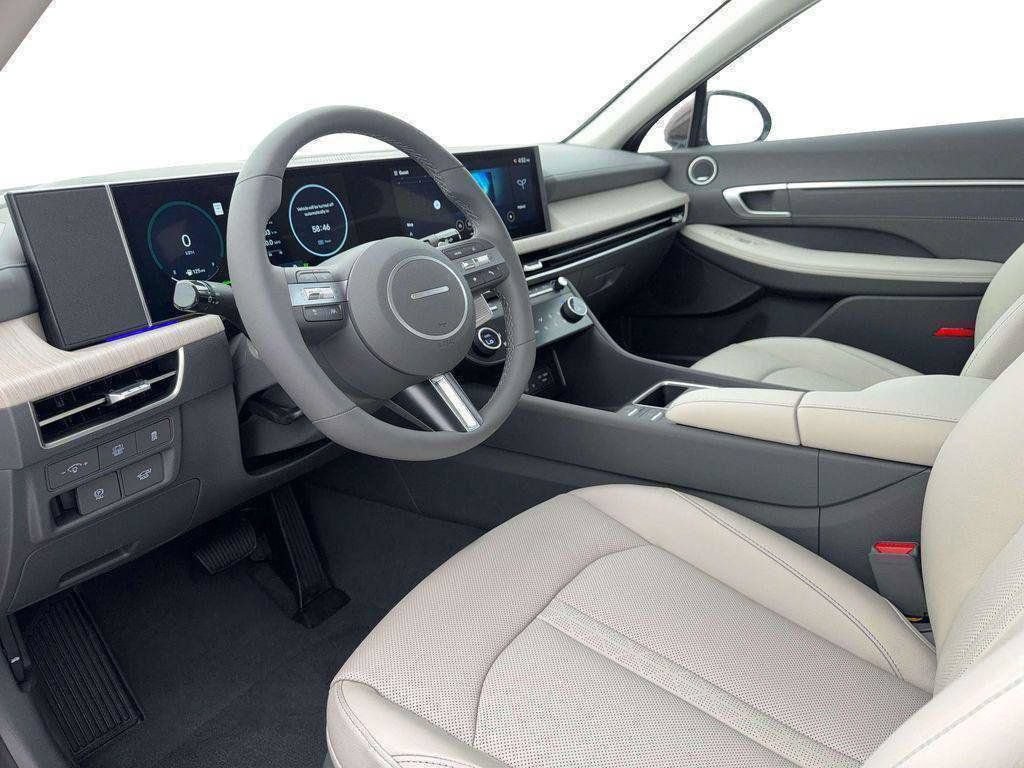 New 2026 Hyundai Sonata Limited FWD image 14