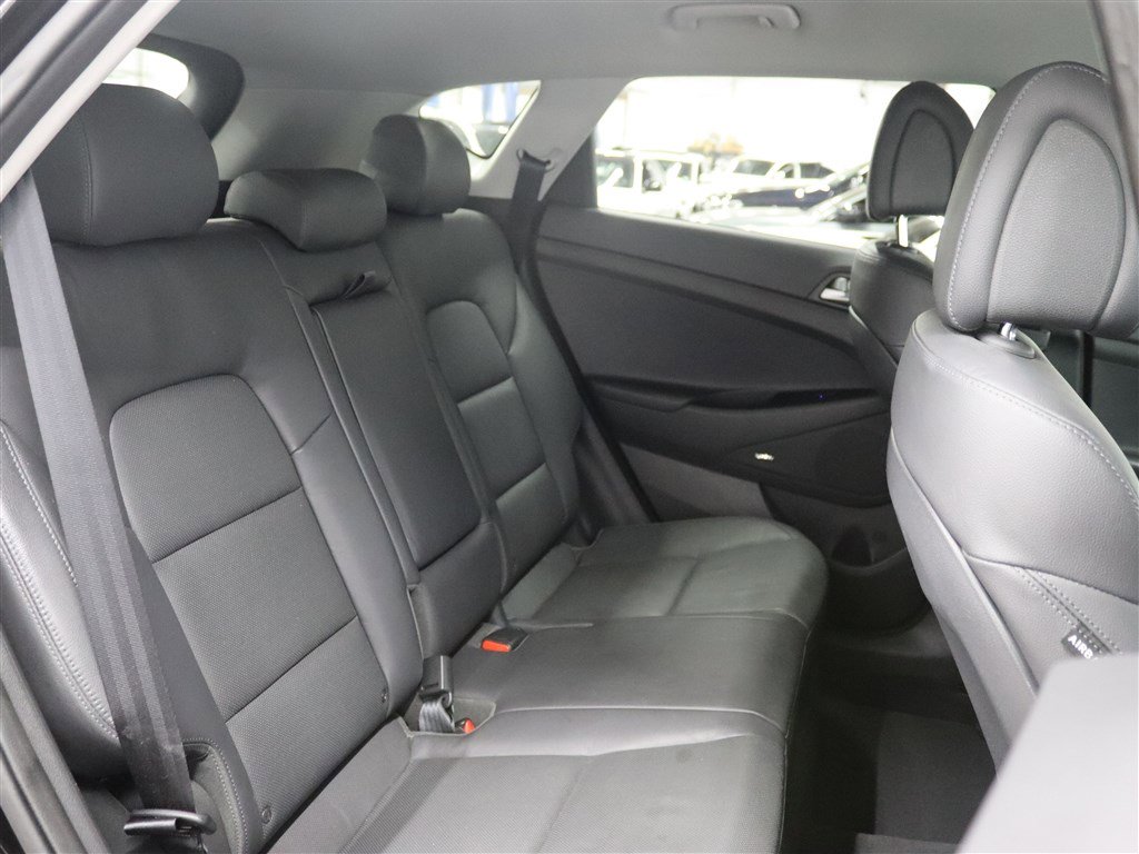 Used 2018 Hyundai Tucson Limited AWD/4WD image 18