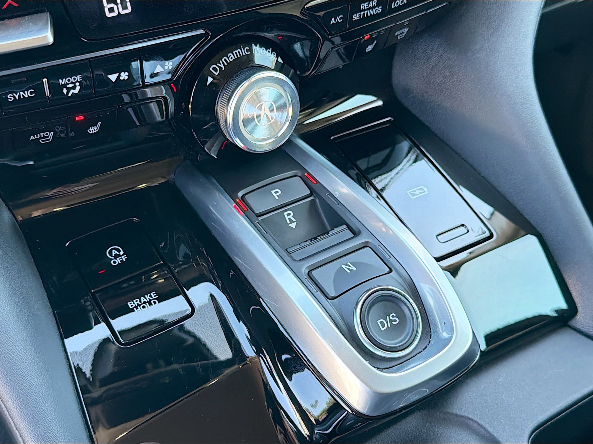 Used 2024 Acura MDX FWD w/ Technology Package image 29