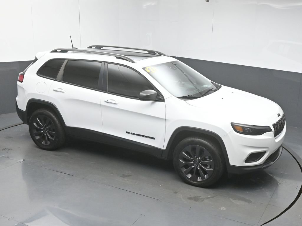 Used 2021 Jeep Cherokee Latitude Lux 80th Anniv w/ Quick Order Package 26U 80TH AWD/4WD image 40