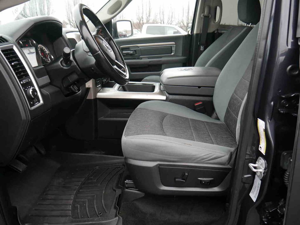 Used 2017 RAM 1500 Big Horn image 29