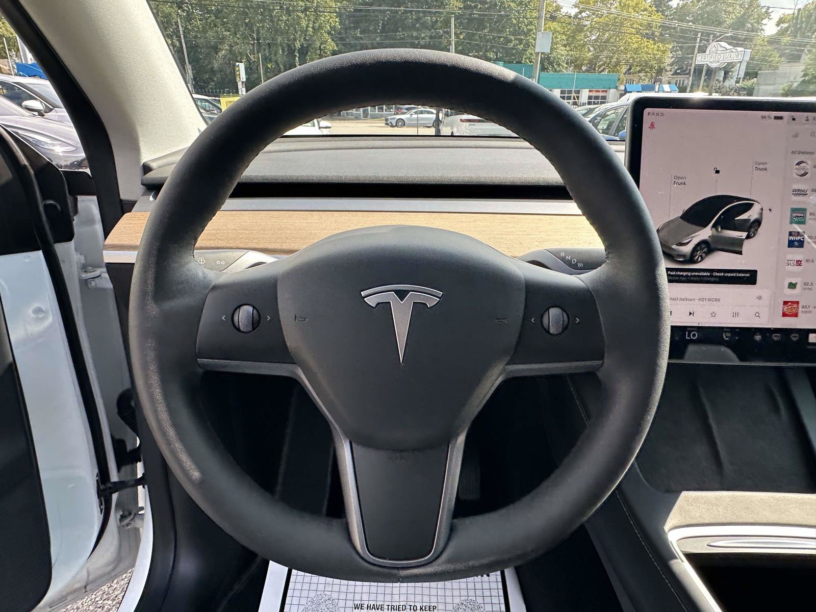 Used 2021 Tesla Model Y Long Range AWD/4WD image 24