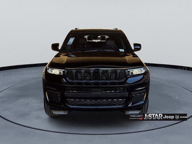 New 2025 Jeep Grand Cherokee L Laredo image 2