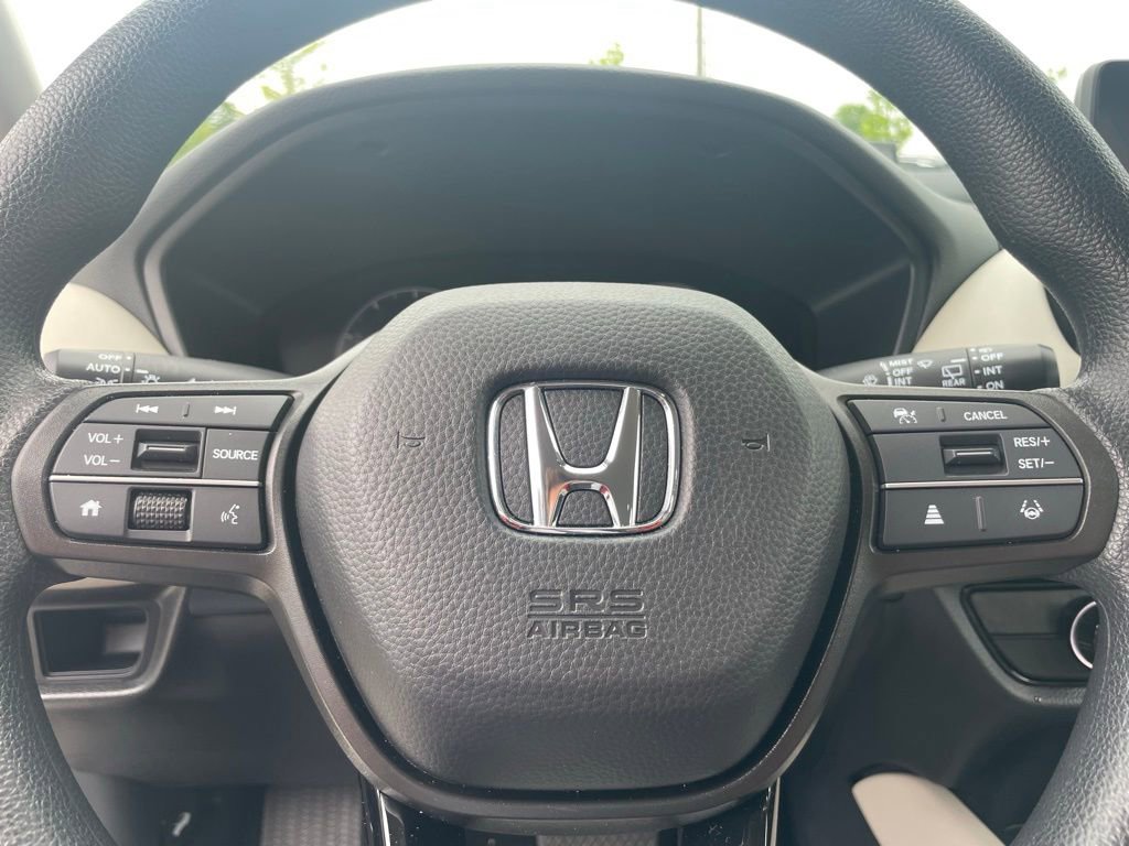 Used 2025 Honda HR-V LX image 13