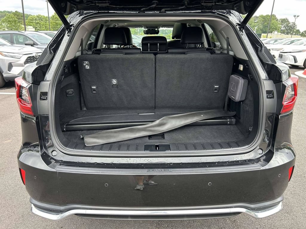 Used 2022 Lexus RX 350L FWD w/ Premium Package image 9
