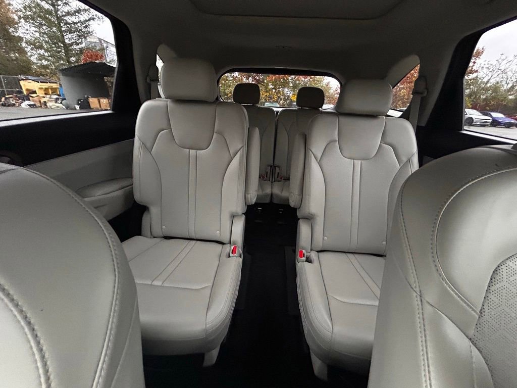 Used 2023 Kia Sorento X-Line EX image 24