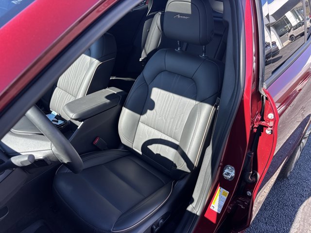 Used 2025 Buick Envista Avenir image 19