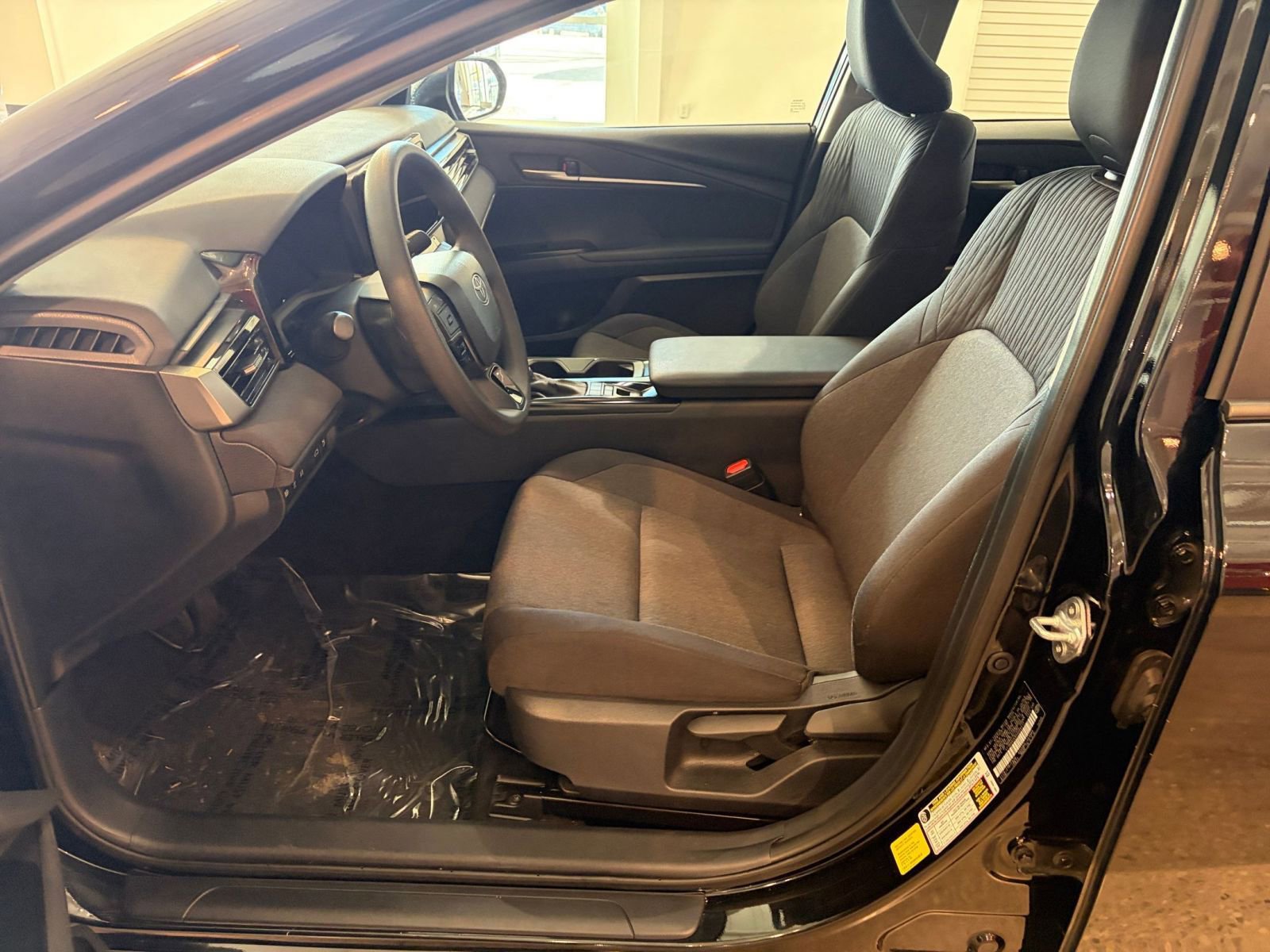 Used 2025 Toyota Camry LE image 25