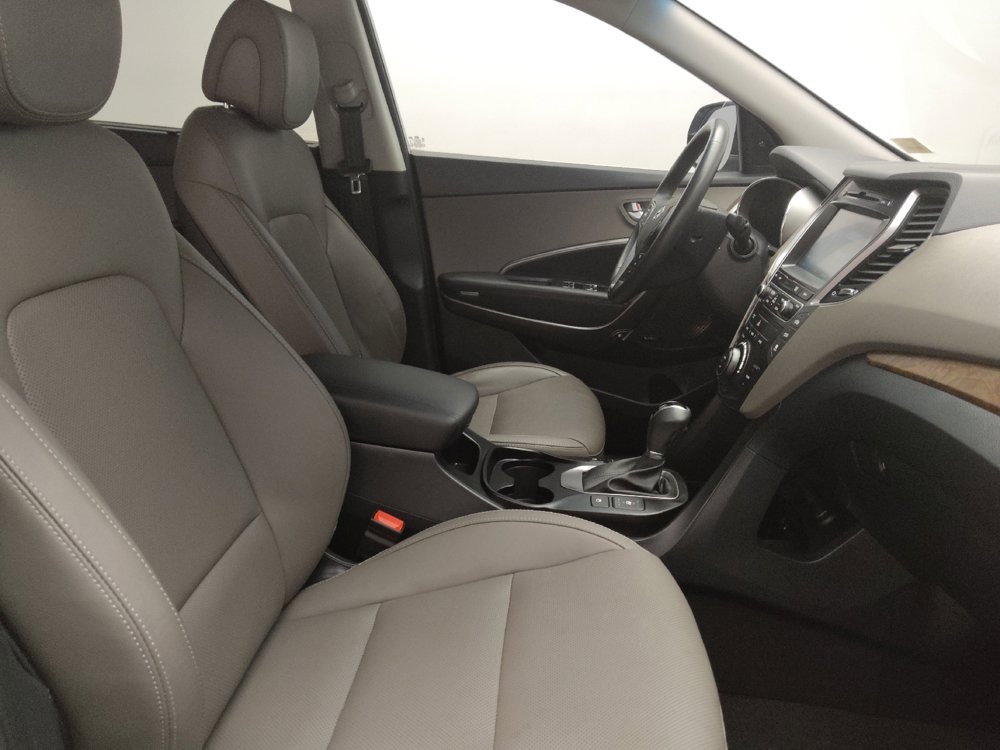 Used 2017 Hyundai Santa Fe Limited image 21