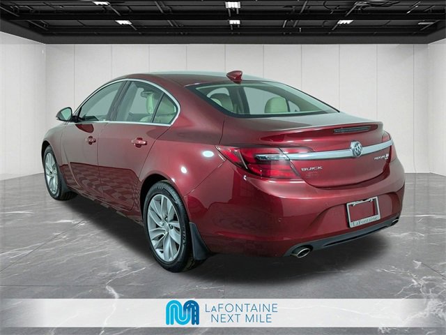 Used 2017 Buick Regal Premium w/ Driver Confidence Package #2 image 3