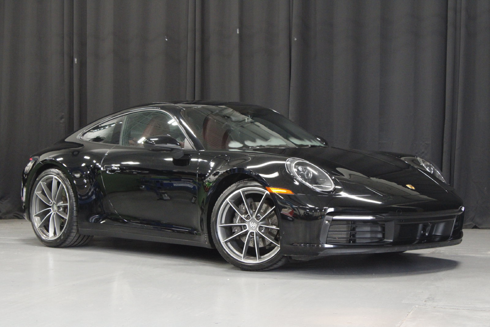 Certified 2024 Porsche 911 Carrera RWD image 9