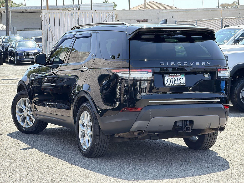 Used 2017 Land Rover Discovery SE AWD/4WD image 7