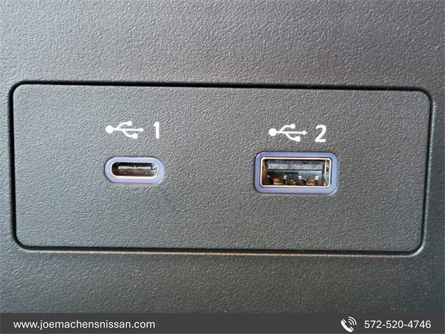 New 2025 Nissan Pathfinder SV image 23