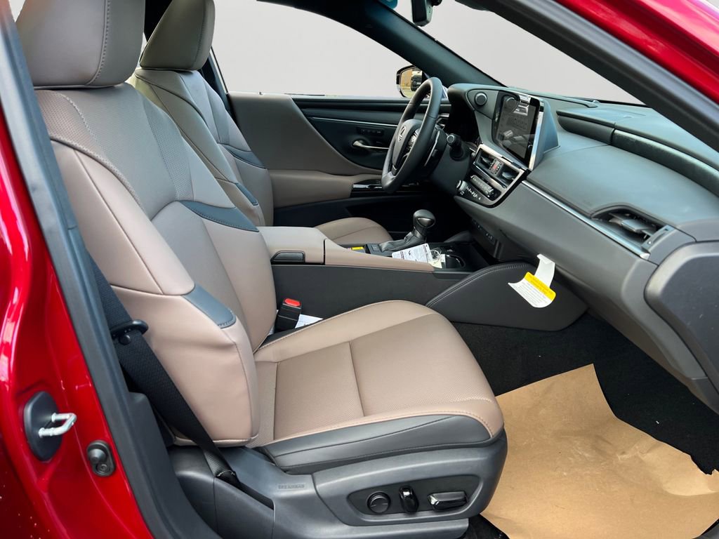 New 2025 Lexus ES 350 w/ Premium Package image 5