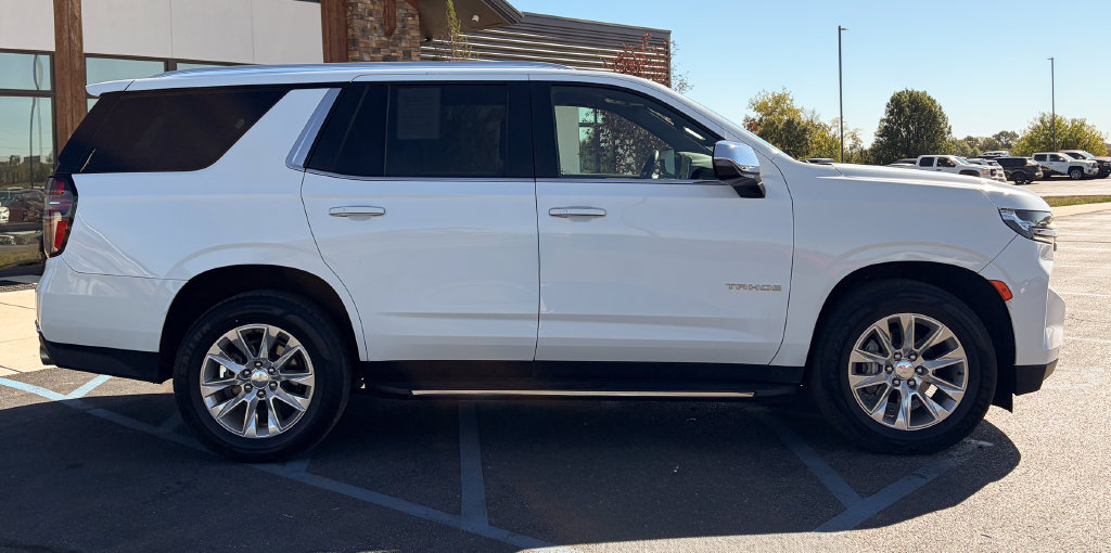 Used 2023 Chevrolet Tahoe Premier AWD/4WD image 25