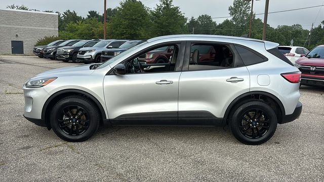 Used 2020 Ford Escape SE Sport AWD/4WD image 3