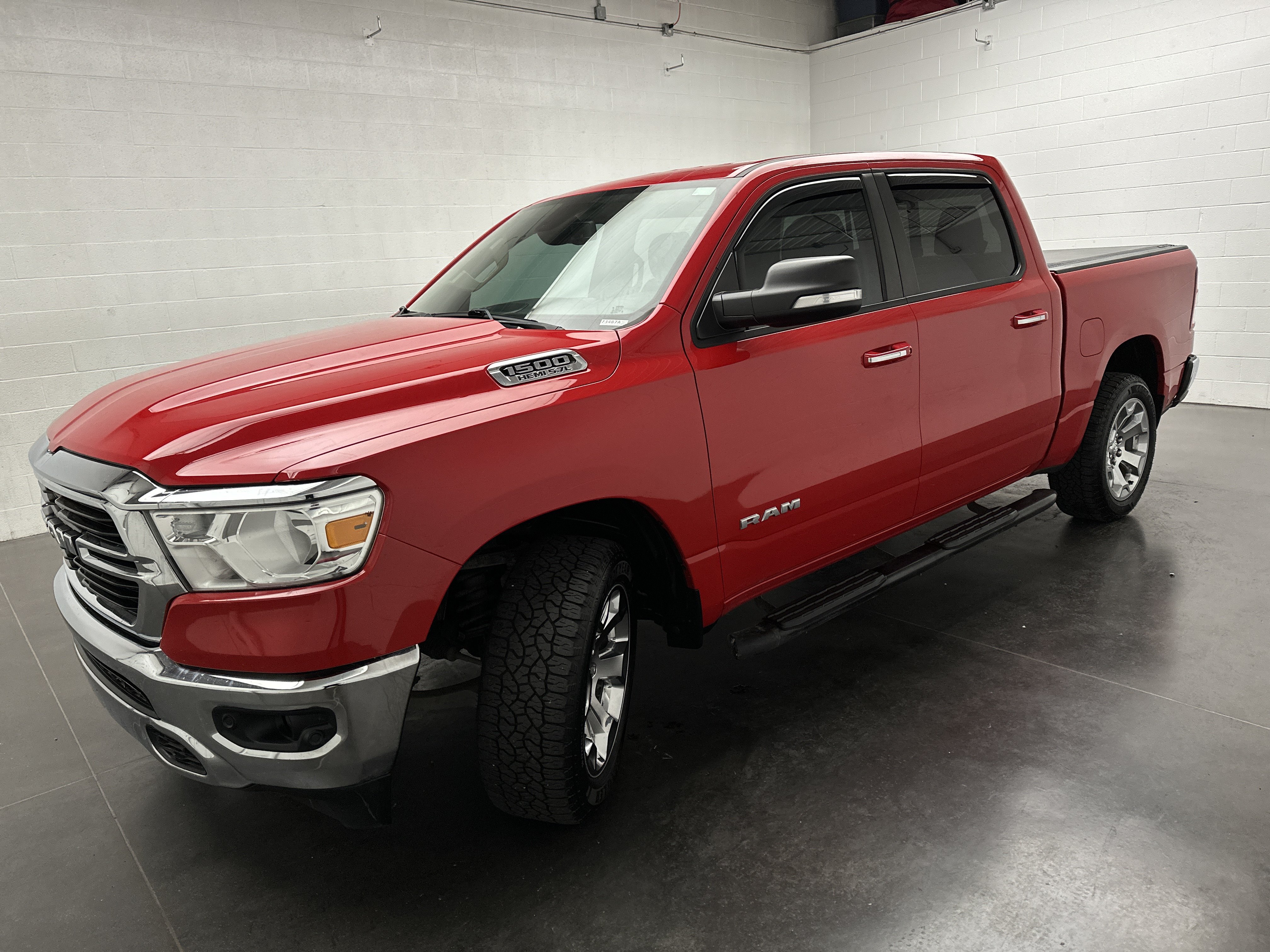 Used 2019 RAM 1500 Big Horn AWD/4WD image 4