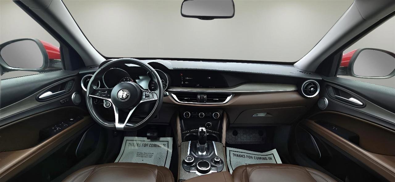 Used 2018 Alfa Romeo Stelvio Ti AWD/4WD image 17