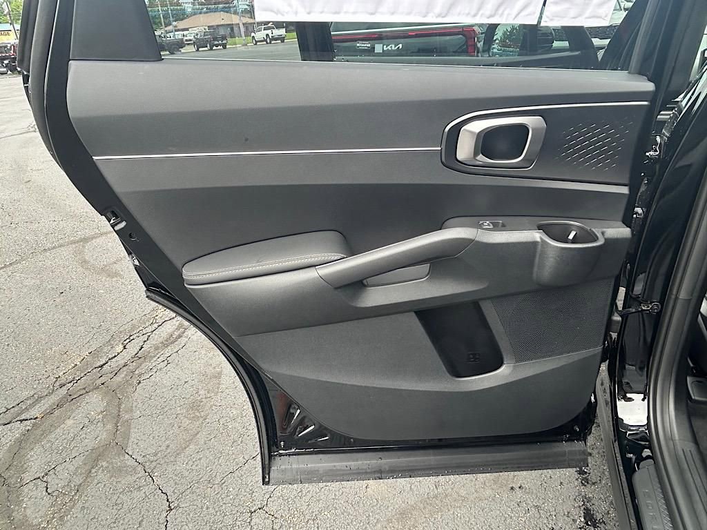 New 2025 Kia Sorento S w/ Panoramic Sunroof Package image 19