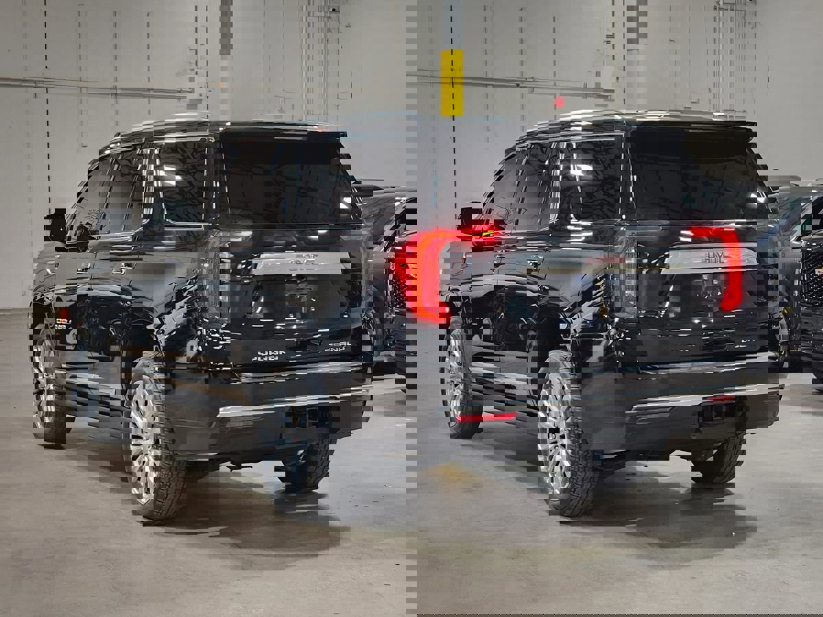 Used 2024 GMC Yukon Denali image 11