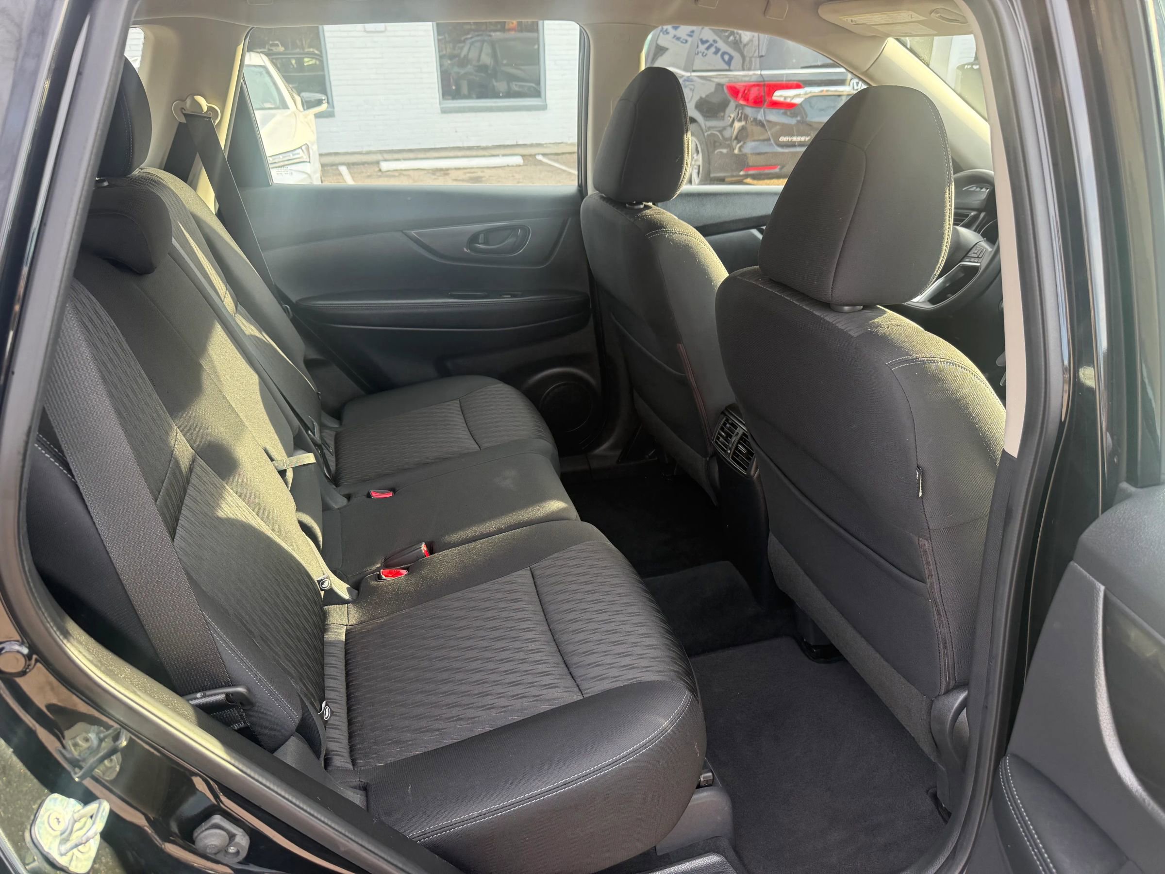 Used 2020 Nissan Rogue S image 12