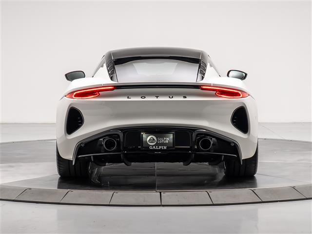 New 2025 Lotus Emira image 4