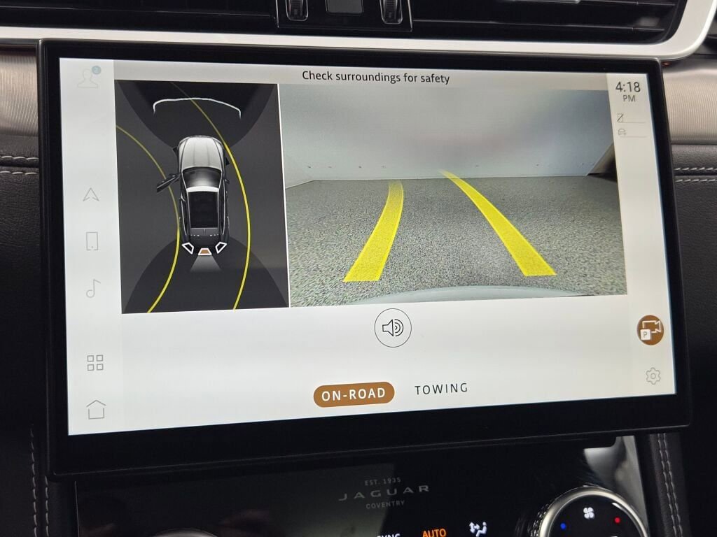 Used 2024 Jaguar F-PACE R-Dynamic S image 28