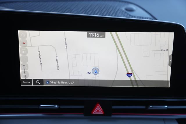 New 2025 Hyundai Elantra Limited image 13