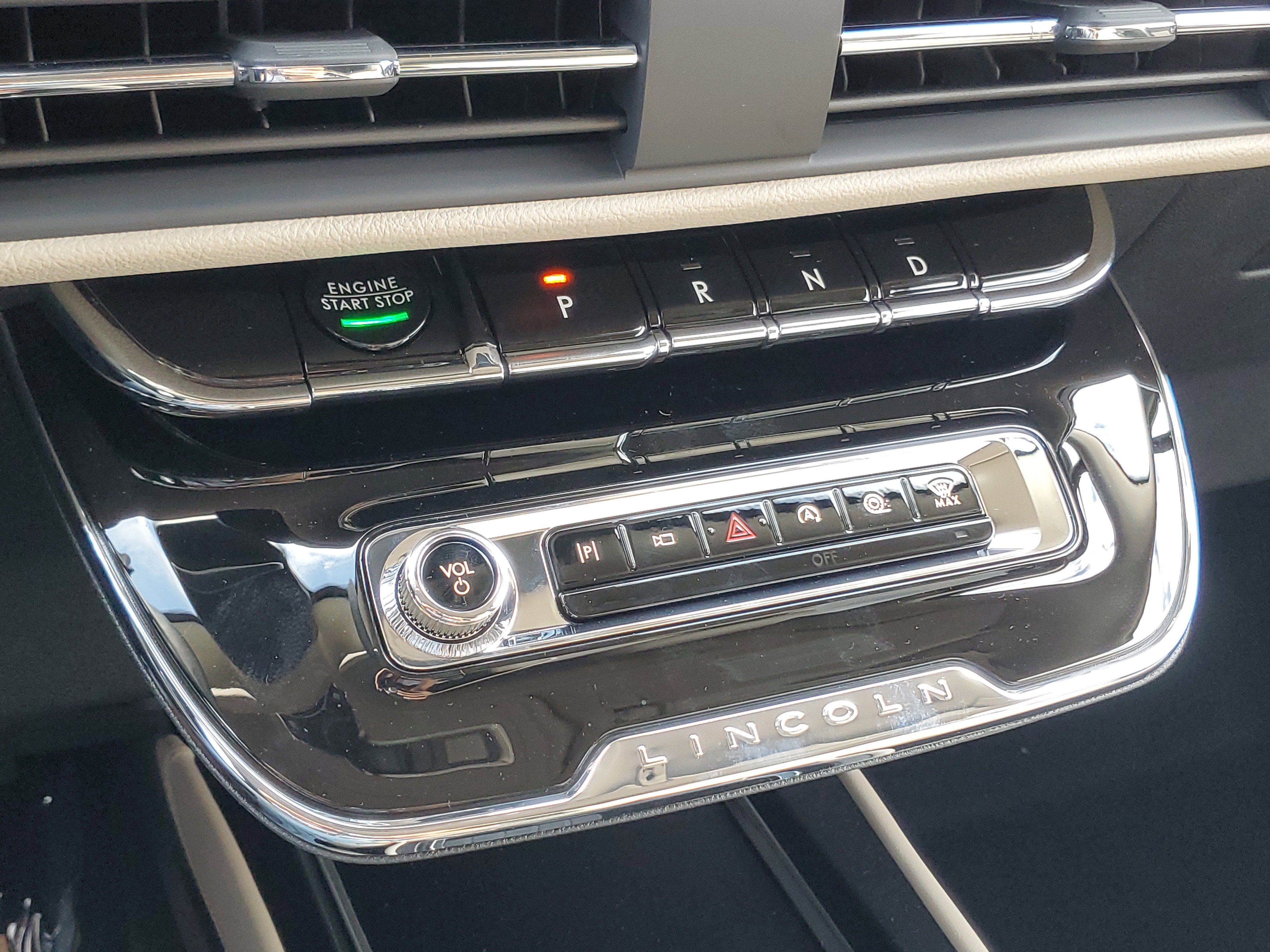 New 2026 Lincoln Corsair Reserve image 22