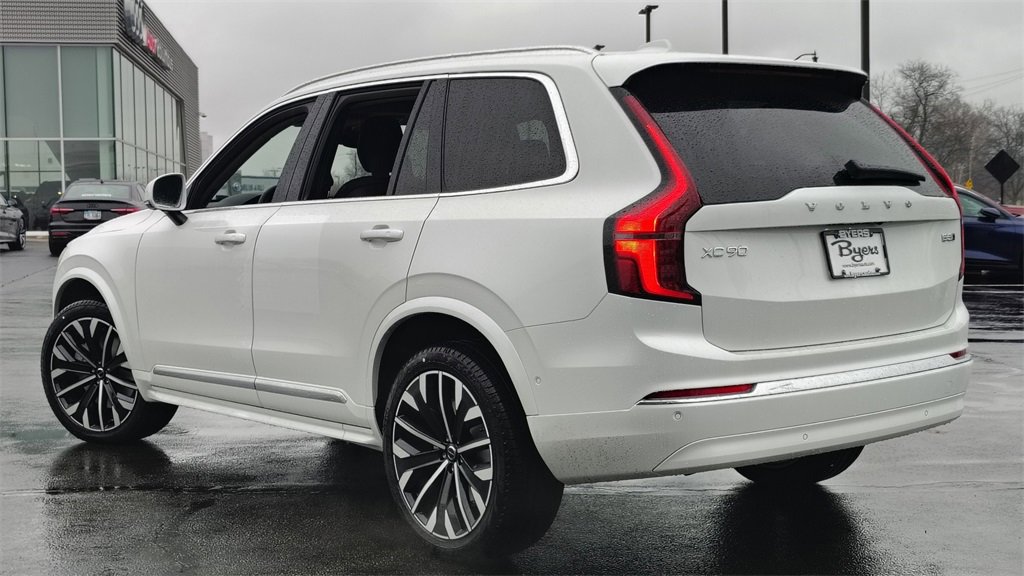 New 2026 Volvo XC90 B5 Plus image 4