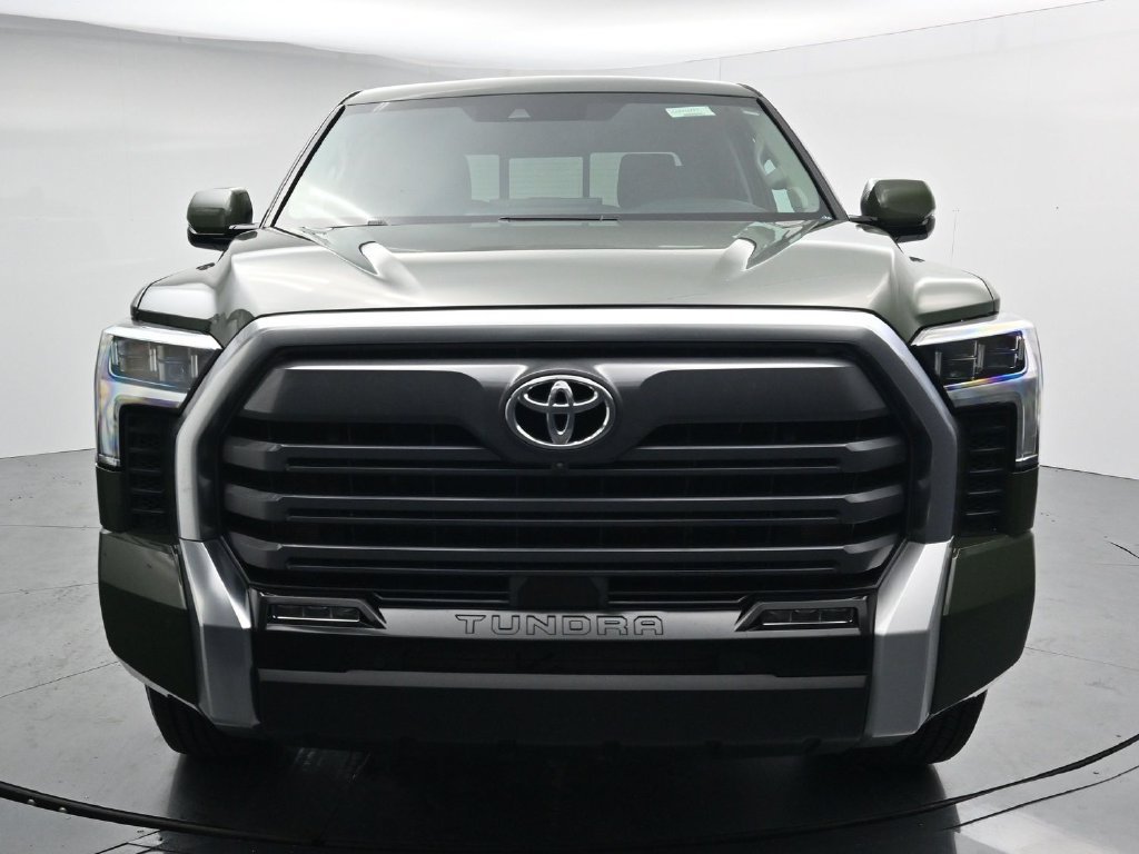 Used 2022 Toyota Tundra Limited AWD/4WD image 3