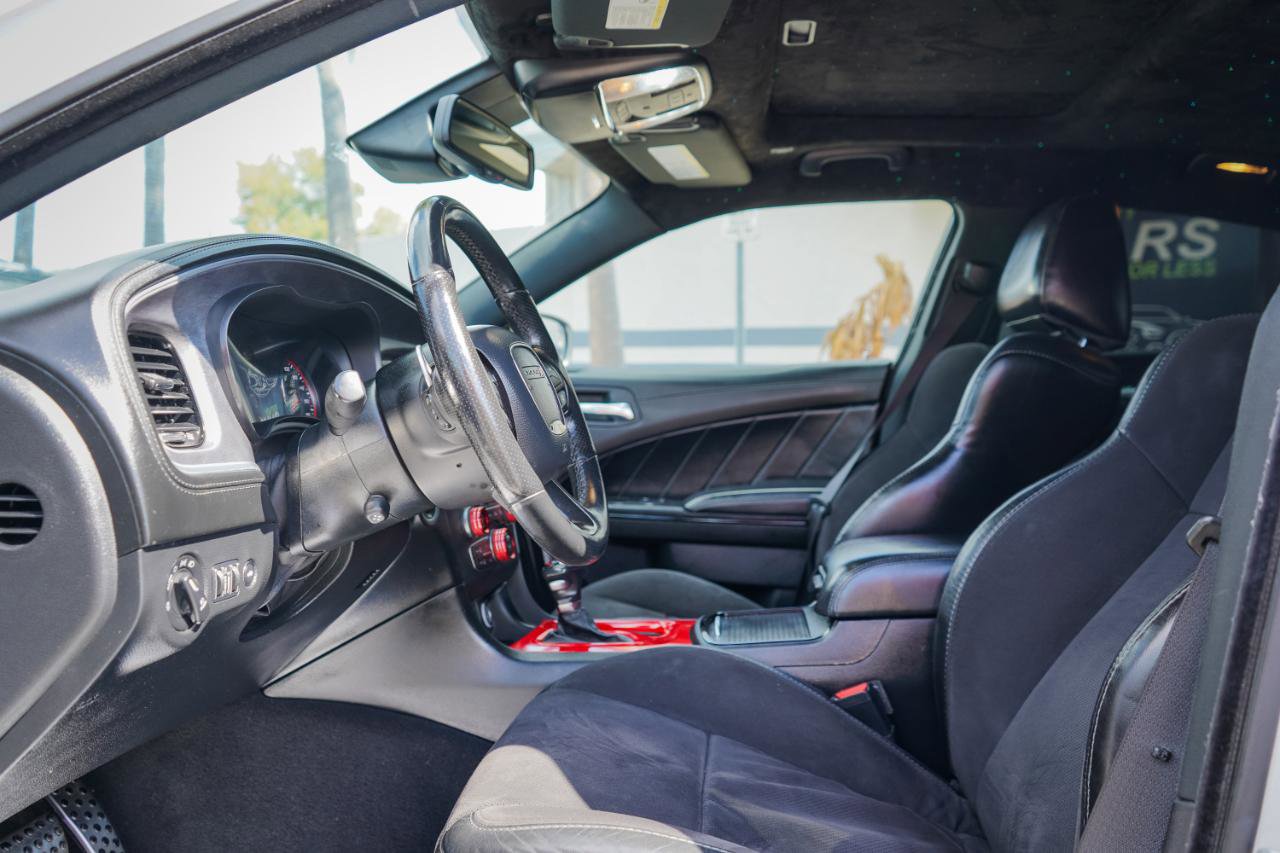 Used 2023 Dodge Charger Scat Pack w/ Daytona Edition Group image 7