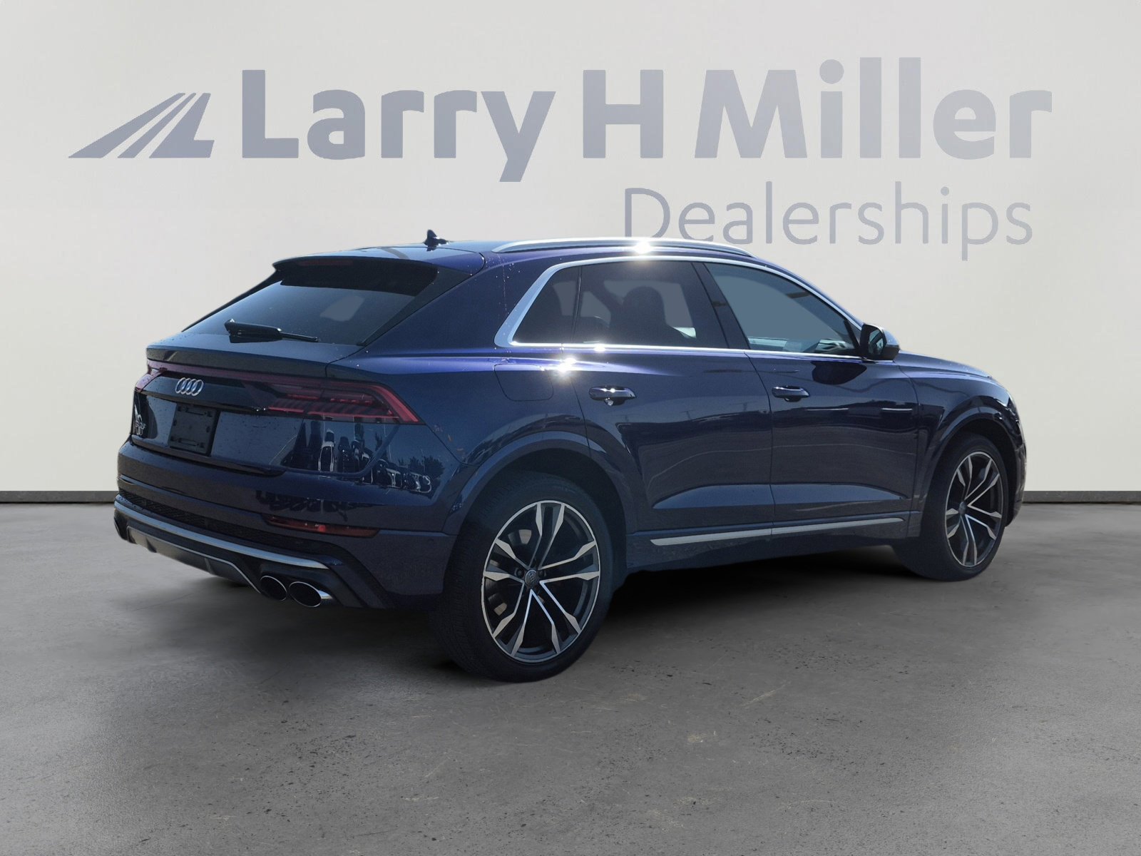Used 2020 Audi SQ8 Prestige AWD/4WD image 5