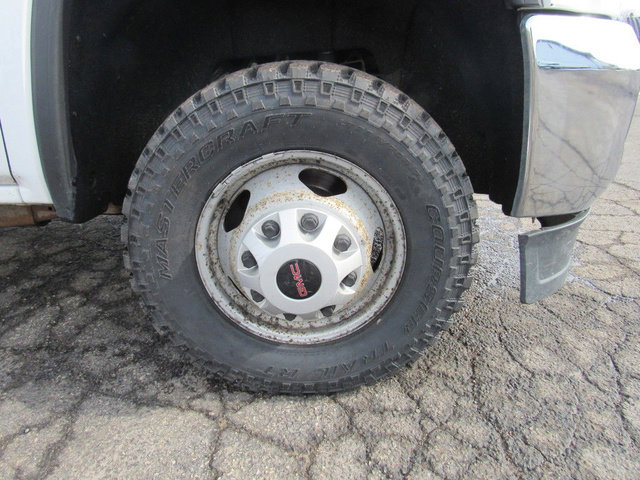 Used 2015 GMC Sierra 3500 2WD Regular Cab image 10