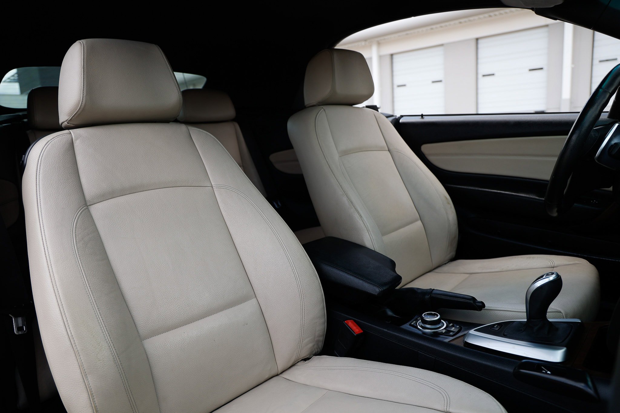 Used 2012 BMW 135i Convertible w/ Premium Pkg RWD image 22