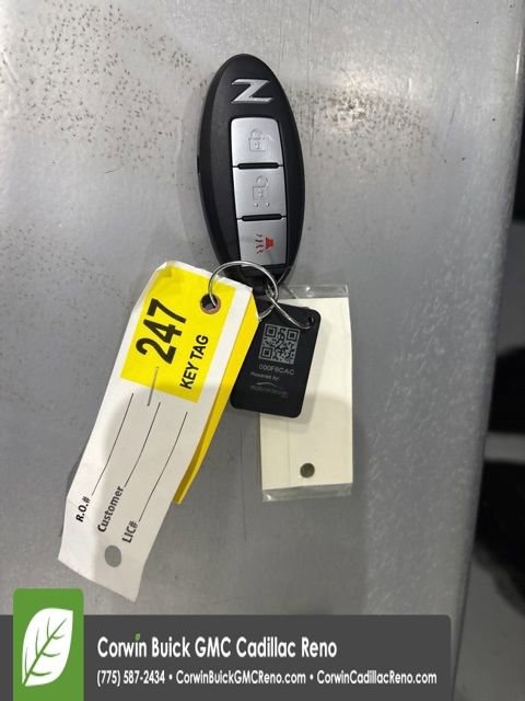 Used 2011 Nissan 370Z Coupe image 28