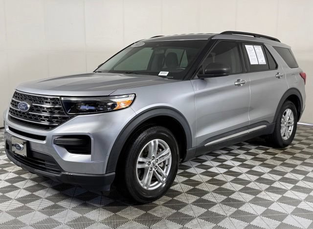 Used 2022 Ford Explorer XLT RWD video 2