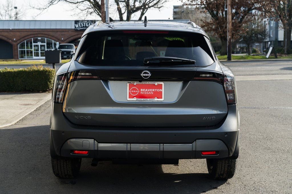 New 2026 Nissan Kicks SV w/ SV Premium Package image 5