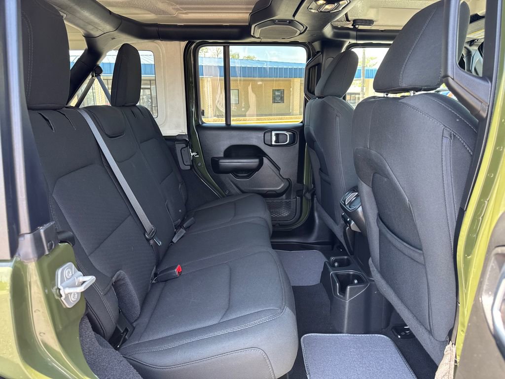 Used 2021 Jeep Wrangler Unlimited Sport AWD/4WD image 19