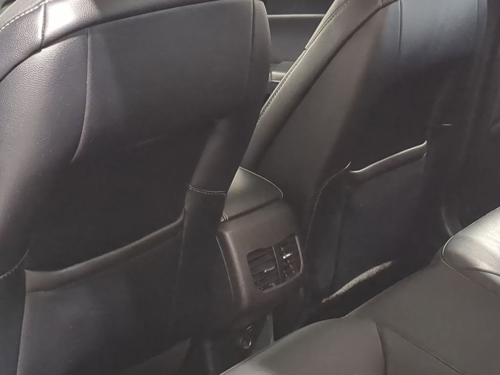 Used 2017 Ford Fusion SE w/ Fusion SE Technology Package image 32