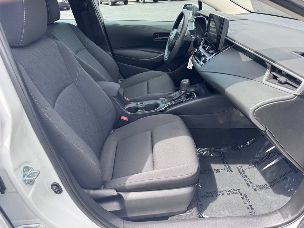Used 2024 Toyota Corolla LE FWD image 24
