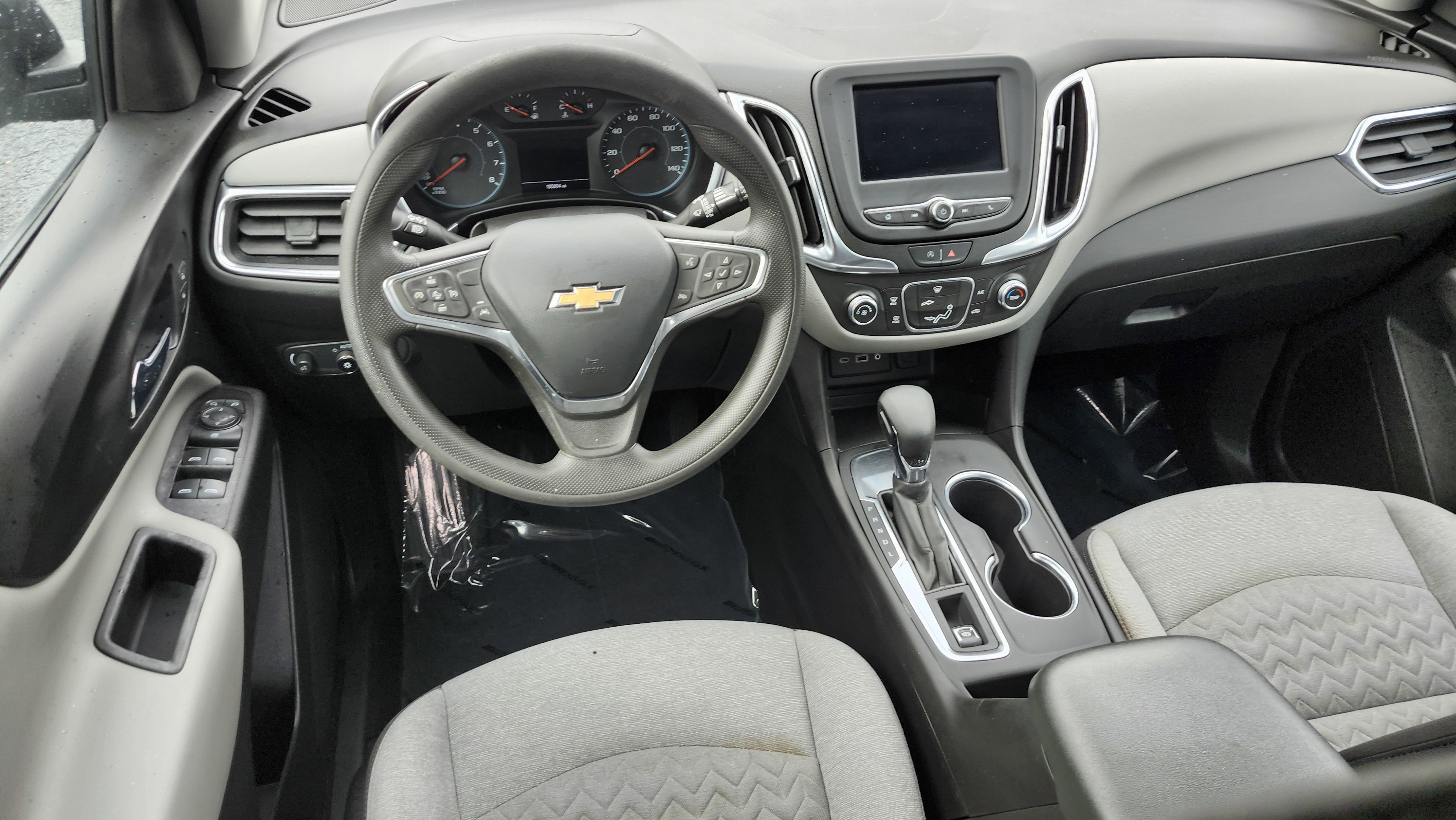 Used 2022 Chevrolet Equinox LS image 19