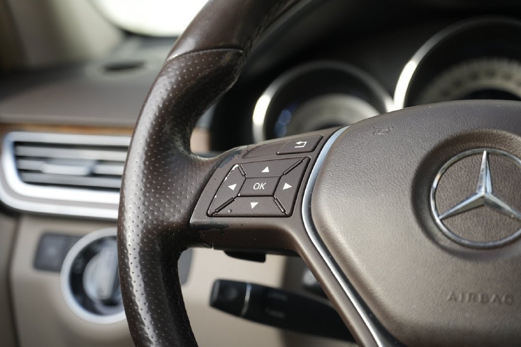 Used 2016 Mercedes-Benz E 350 4MATIC Sedan image 51