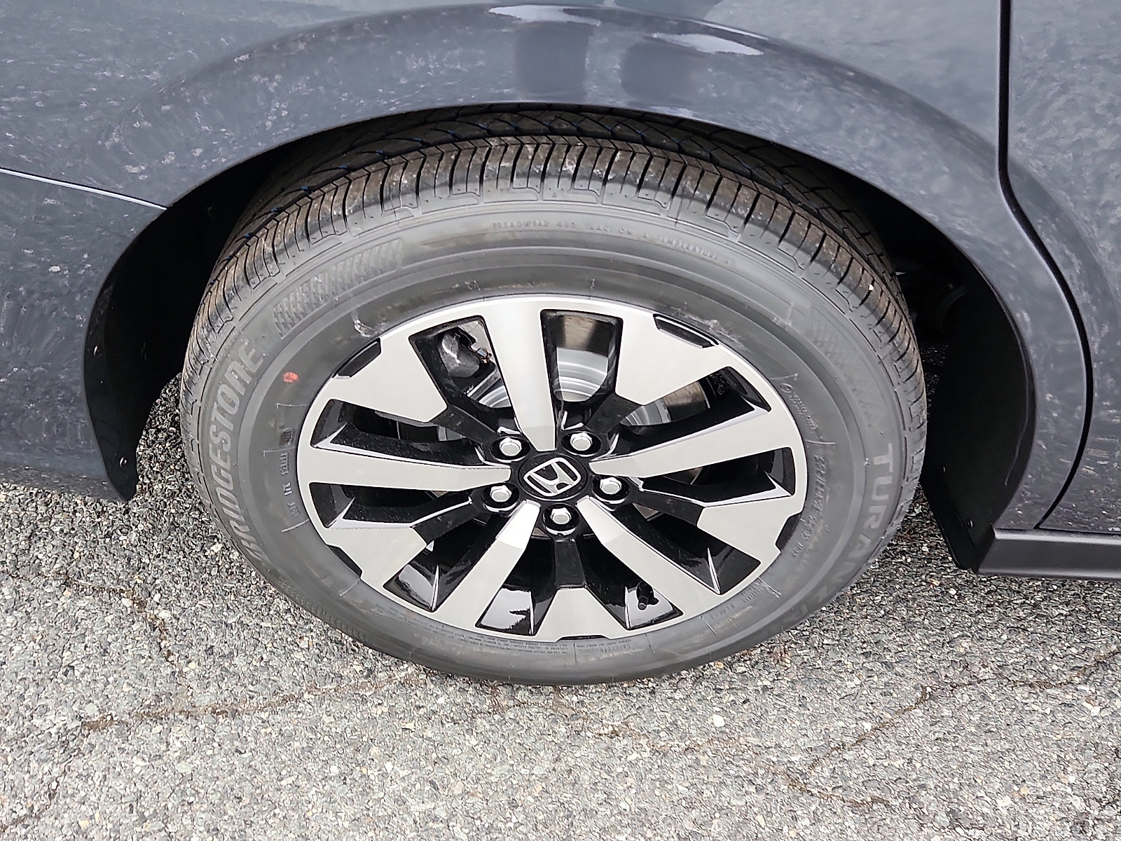 New 2026 Honda Odyssey EX-L image 5