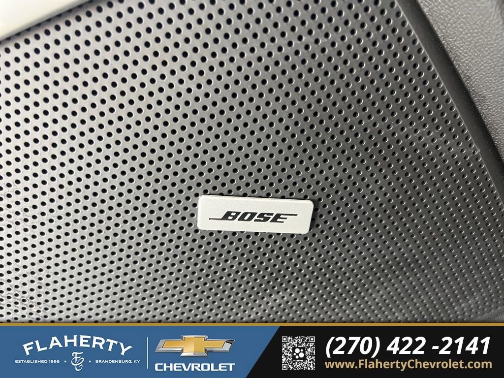 Used 2022 Chevrolet Camaro ZL1 image 19