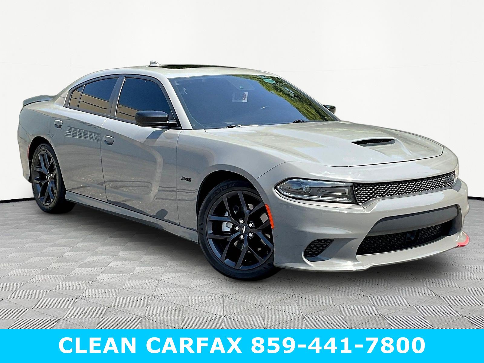 Used 2023 Dodge Charger R/T w/ Blacktop Package RWD image 3