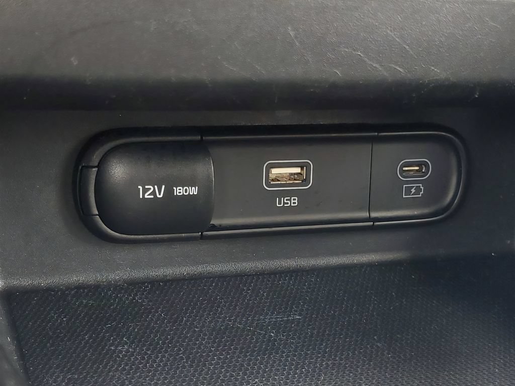 Used 2025 Kia Seltos S FWD image 27