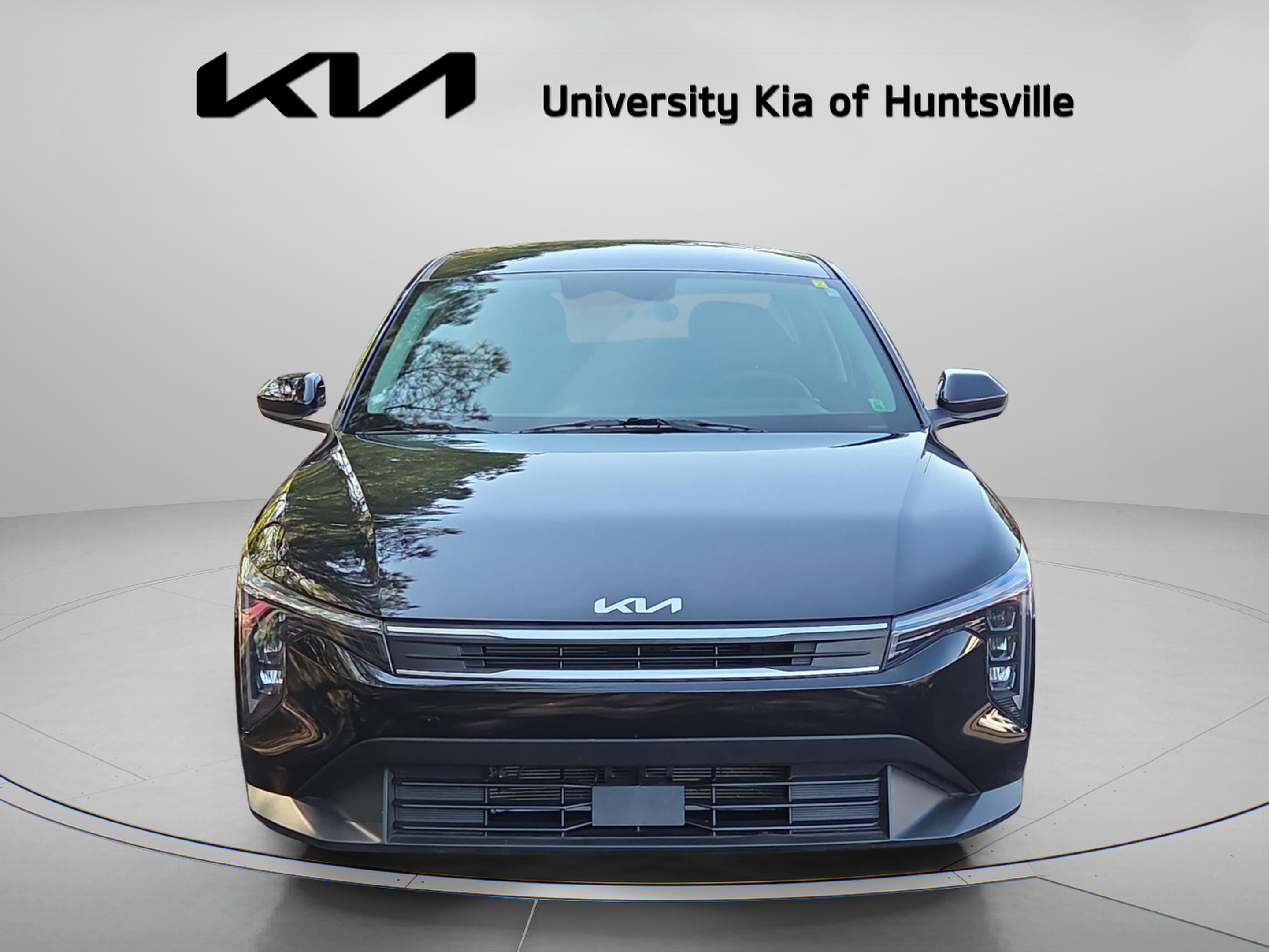 Used 2025 Kia K4 LXS image 2