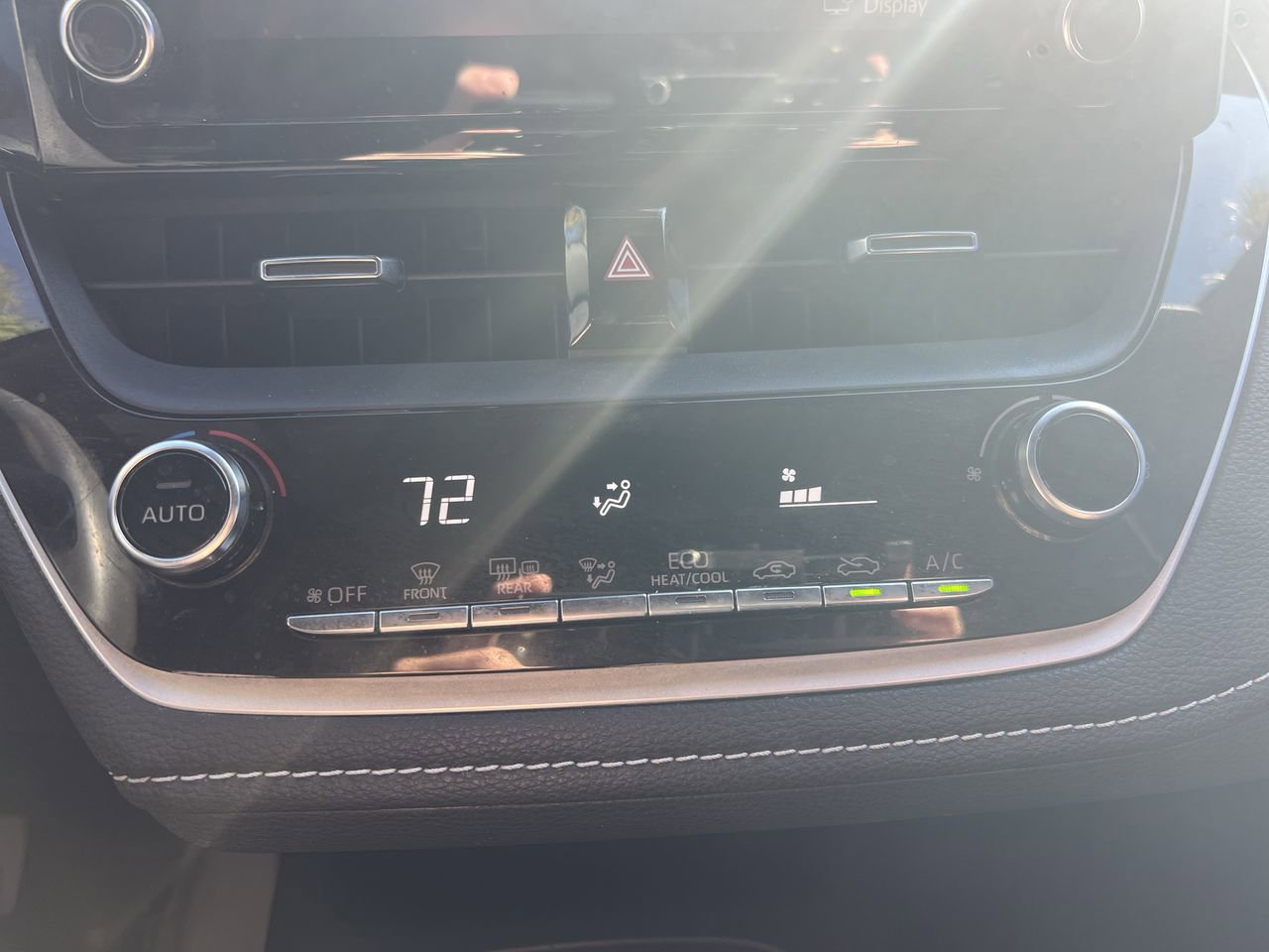 Used 2019 Toyota Corolla SE image 29