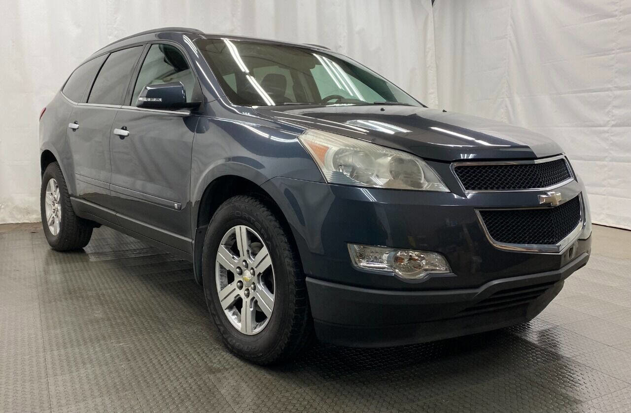 Used 2010 Chevrolet Traverse LT